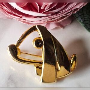 Vintage 80s Whimsical Fish Brooch/Pin